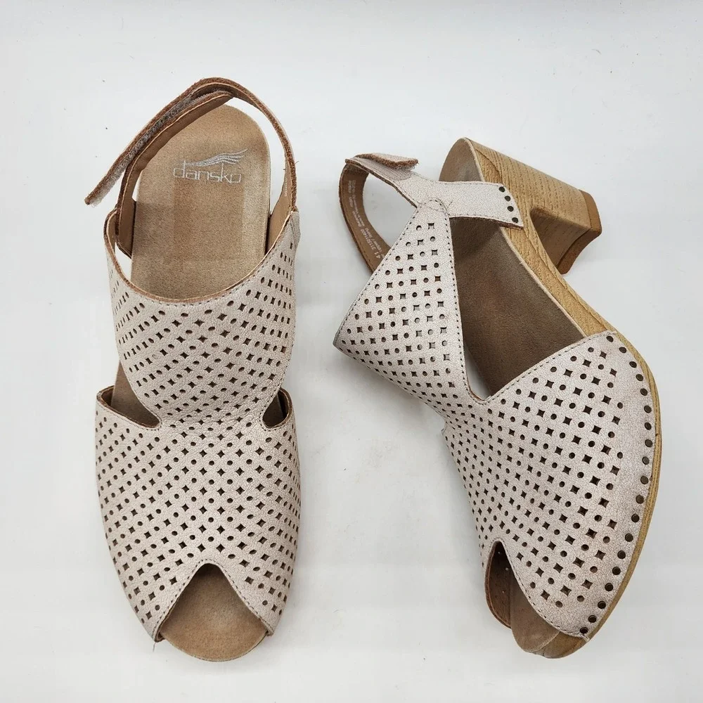 Dansko Teagan Sandals Women's 41 US 10.5-11 Tan Perforated Leather Wedge Clogs